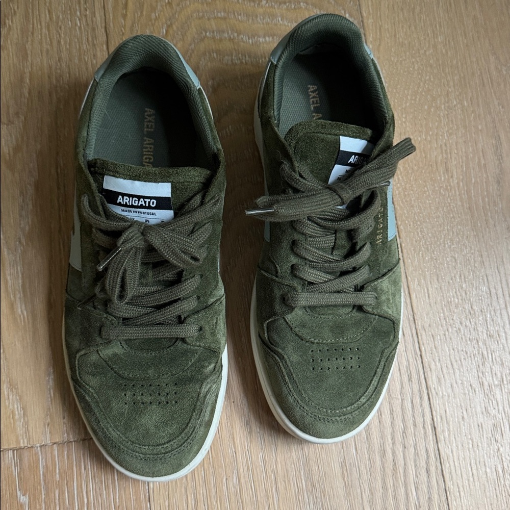 Axel Arigato sneakers size 8.5